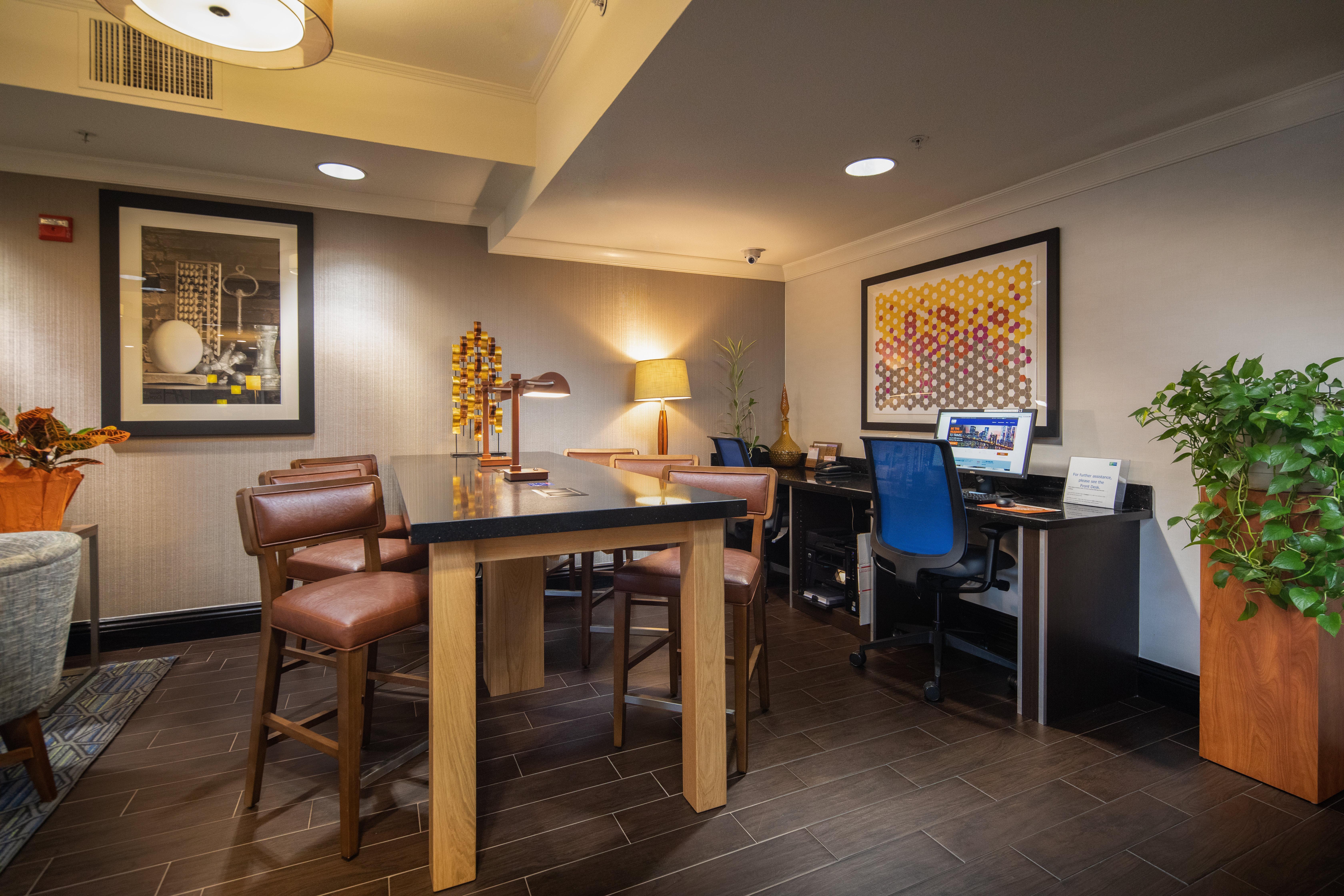 Holiday Inn Express Castro Valley Buitenkant foto