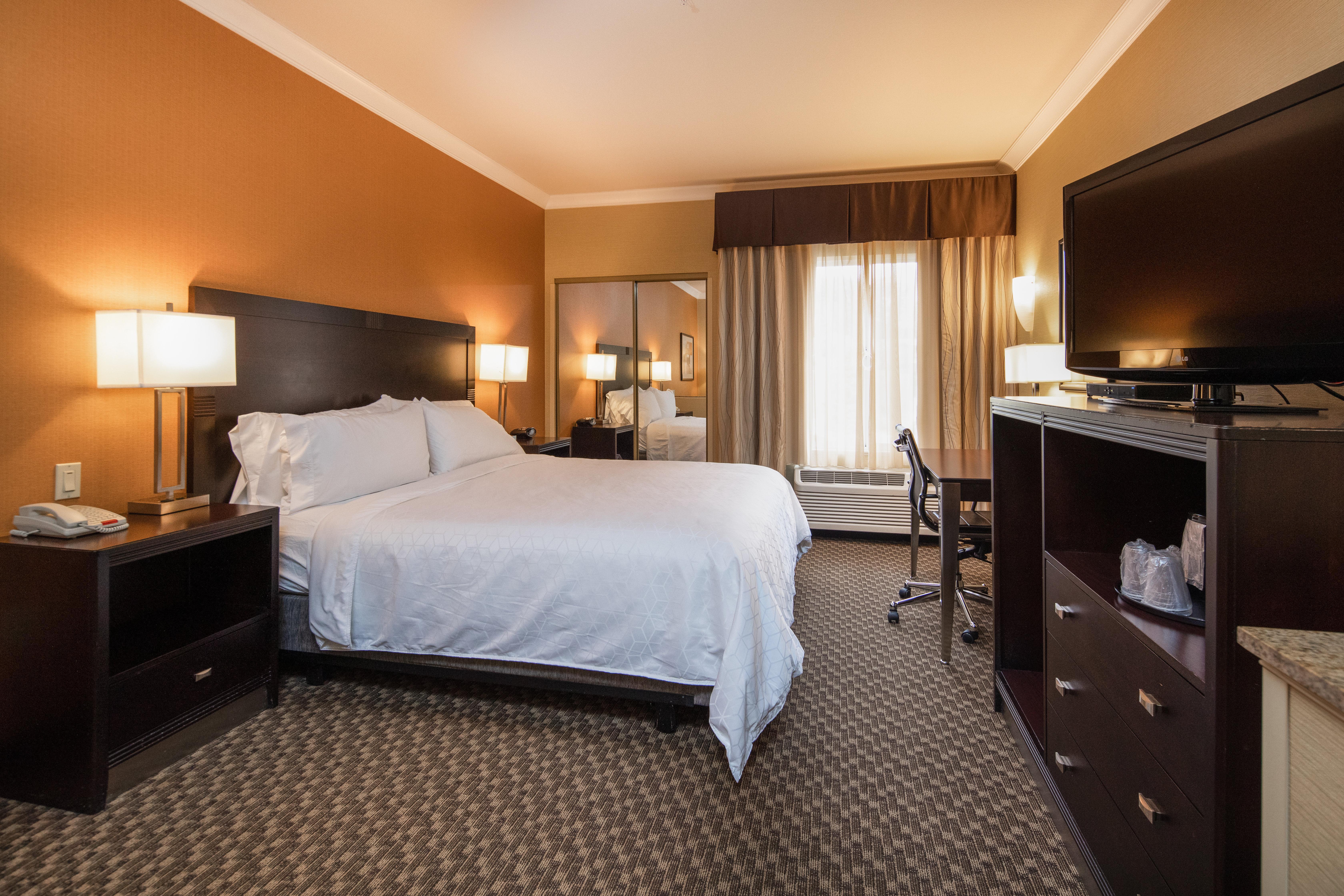 Holiday Inn Express Castro Valley Buitenkant foto