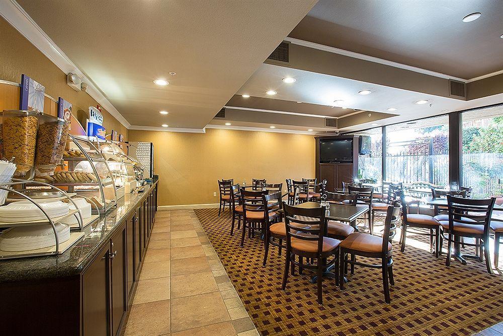 Holiday Inn Express Castro Valley Buitenkant foto