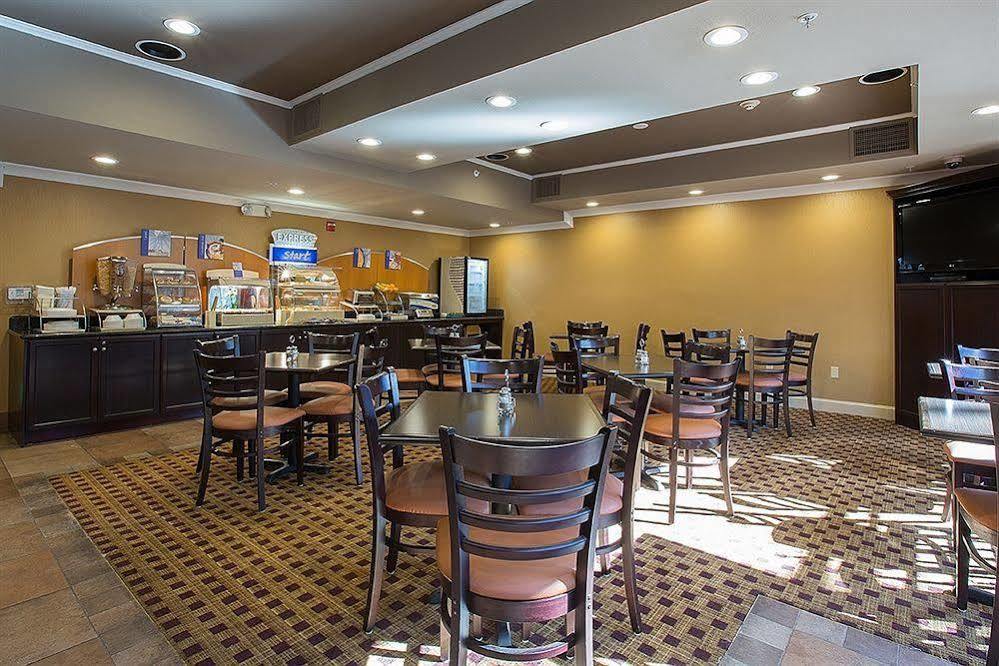 Holiday Inn Express Castro Valley Buitenkant foto